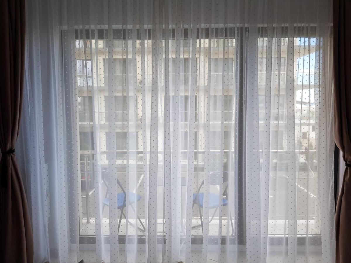 Ayan Desilva Apartment